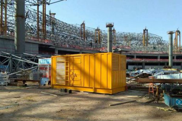 秦安发电机出租如何判断空气滤清器是否需要更换？